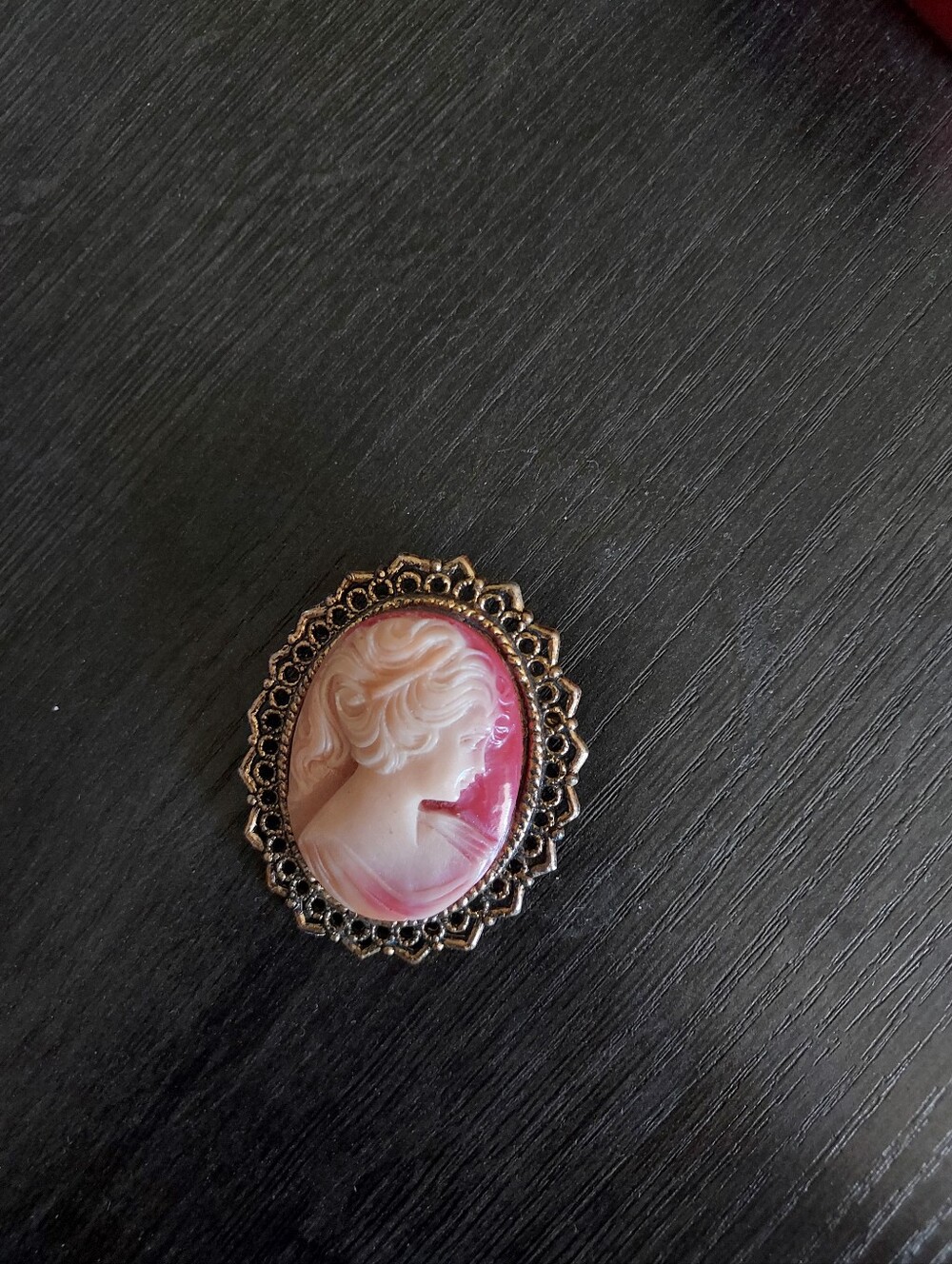 Vintage-Style Pink Cameo Brooch with Filigree Frame